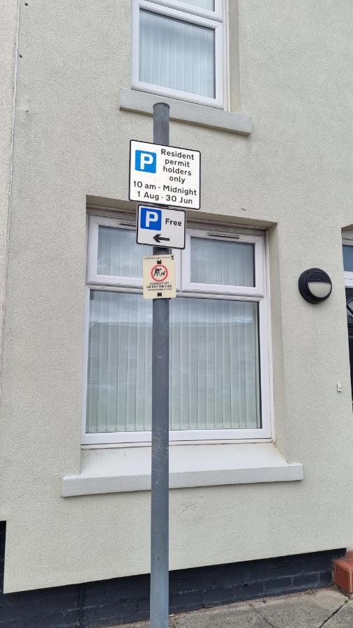 L.f.c Townhouse In Anfield * Liverpool