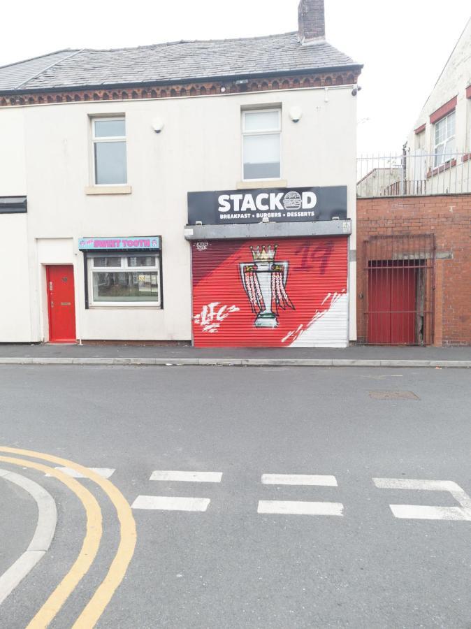 L.f.c Townhouse In Anfield *